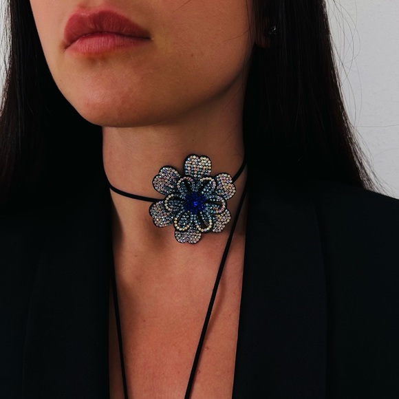 New Rhinestone Flower Cobalt Blue Necklace Choker - Picture 9 of 14